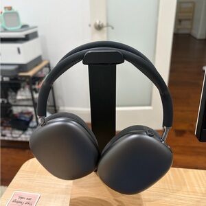 AirPod Max - 1st Gen